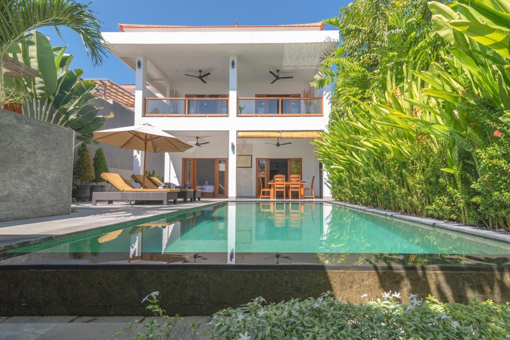 Villa Royal Singaraja Exterior foto